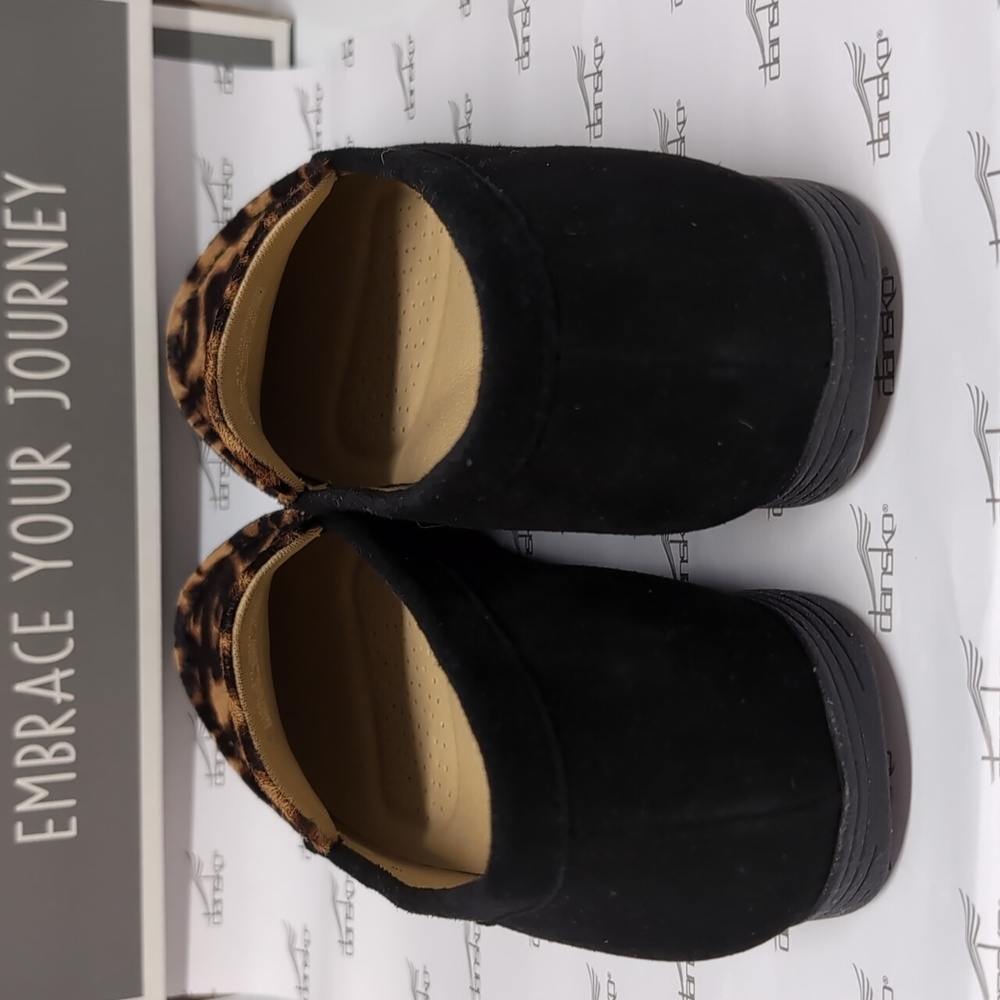 Dansko Lori Suede Black/Leopard Loafers 40 nwot - Picture 4 of 10